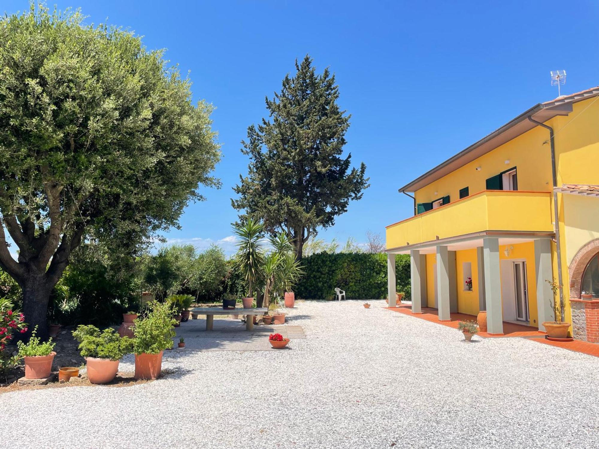 Il Leccio Agriturismo Fiorino Екстериор снимка